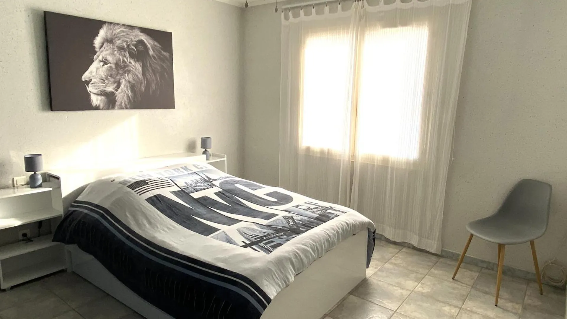 La Maison Des Hirondelles, Piscine, Billard, Ping Pong, 3 Terrasses Et Jardin モントーバン 別荘