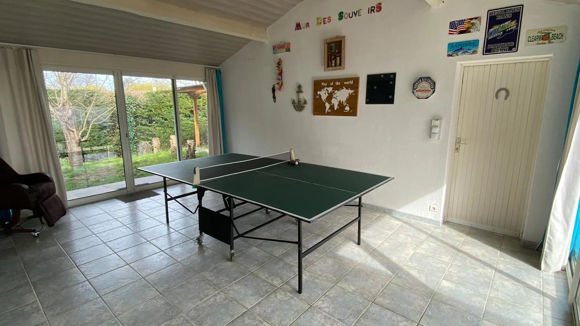 La Maison Des Hirondelles, Piscine, Billard, Ping Pong, 3 Terrasses Et Jardin モントーバン